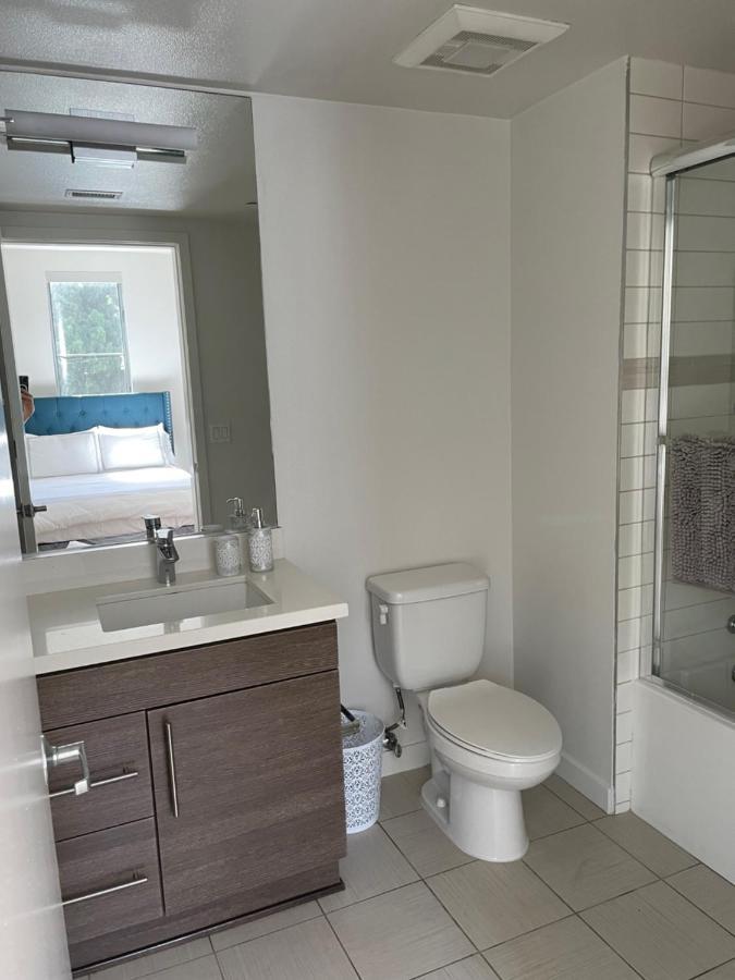 Las Palmas - Modern, Stylish, Spacious, Secure & Tranquil Condo With 2 Master Suite Bedrooms - Wlk To Sm Pier Los Angeles Zewnętrze zdjęcie